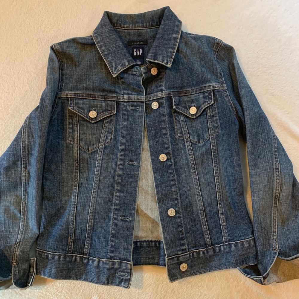 GAP jean denim jacket Men’s Small ✨stretch✨